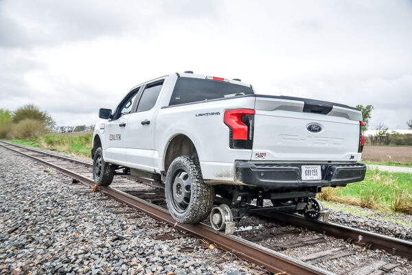 Electric Trucks for Track Maintenance - Image 2